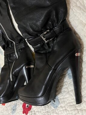 MICHAEL KORS Leather Stiletto Boots - Black - Zipper - 6.5 M Sz - EUC - Buckles